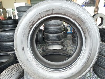 ขายยาง205/65/15 ปี 2911 YOKOHAMA ADVAN   japan  1ชุด