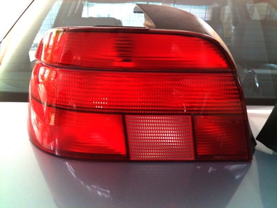 ไฟท้ายแดงล้วน บีเอ็ม E39 ซีรีย์ ห้า ไฟท้ายแดงล้วน บีเอ็ม E39 ซีรีย์ ห้า