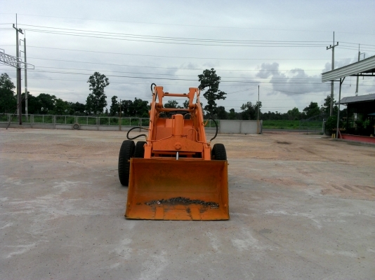 ขายรถตัก KOMATSU SD 20 สภาพพร้อมใช้ ขายรถตัก KOMATSU SD 20 สภาพพร้อมใช้