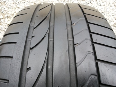 ขายยาง225/45/17 ปี 3509 BRIDGESTONE POTENZA RE050A    1  คู่