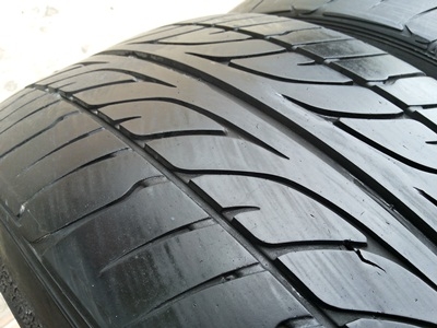 ขายยาง235/40/18 ปี 11 DUNLOP LM 703   1  คู่