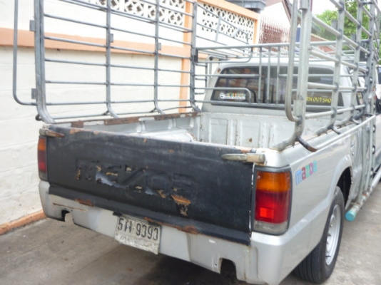 มาสด้า B 2500 เครื่องIsuzuเดิมจากห้างมีคอกเหล็ก เสริมแหนบ พร้อมใช้งาน