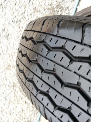 ขายยาง195R15C ปี 3611 BRIDGESTONE RD-613 STEEL   1  ชุด