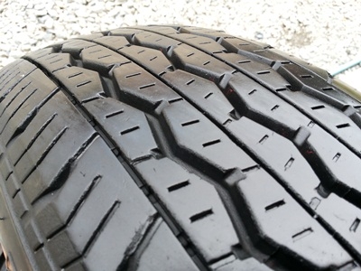ขายยาง195R15C ปี 3611 BRIDGESTONE RD-613 STEEL   1  ชุด