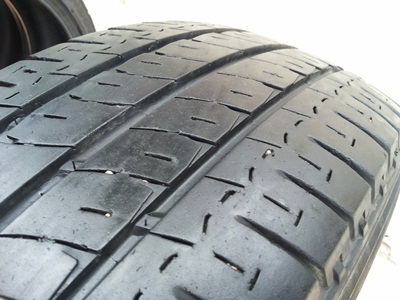 ขายยาง215/65/16 ปี 2512 MICHELIN AGILIS   1  ชุด