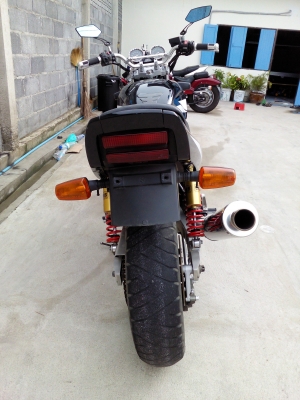 ขาย XJR 400 ปี99 มีของแต่งอินวอยพร้อมใช้จากราคา65000เหลือ60000