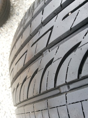 ขายยาง215/60/16 ปี 12/2เส้น+ปี11/2เส้น BRIDGESTONE TURANZA GR90   1 ชุด