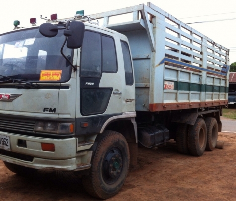 HINO FM 3M - 240 HP M10C รถพ่วงแม่+ลูก แม่กระบะดั๊มพ์ 12 ตันคอกสูงสภาพสวย ลูก 2 เพลาไม่ดั๊มพ์ความยาว 6.50 เเมตร ภายในเก๋งคอนโซลสวยครบ แอร์เย็น พวงมาลัยเพาเวอร์ ระบบเบรคทริ๊ปฟี้ ช่วงล่างคัชซีสวยสวยไม่มีบวม ยางสภาพดี 70\% พร้อมบรรทุกพร้อมใช้งาน เอกสารทะเบียน HINO FM 3M - 240 HP M10C รถพ่วงแม่+ลูก แม่กระบะดั๊มพ์ 12 ตันคอกสูงสภาพสวย ลูก 2 เพลาไม่ดั๊มพ์ความยาว 6.50 เเมตร ภายในเก๋งคอนโซลสวยครบ แอร์เย็น พวงมาลัยเพาเวอร์ ระบบเบรคทริ๊ปฟี้ ช่วงล่างคัชซีสวยสวยไม่มีบวม ยางสภาพดี 70\% พร้อมบรรทุกพร้อมใช้งาน เอกสารทะเบียน