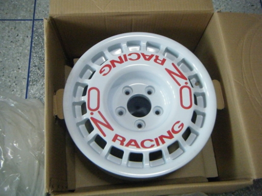 ขายแม็กซ์ oz racing ขอบ 15 นิ้ว