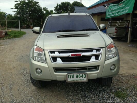 ขาย ISUZU D-MAX HI LANDER SPACE CAB 3.0 Ddi VGS Turbo MT ปี 2008 สีบรอนทอง