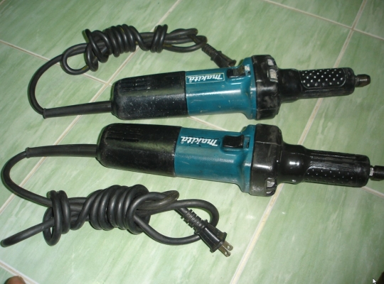 ขายเครื่องเจียรคอยาว 1/4 นิ้ว Makita รุ่น GD 0601 (400w.)