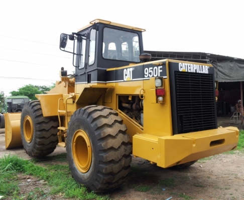 ขายรถตักล้อยาง CAT 950F  สภาพพร้อมใช้งาน ราคา 1,750,000 บาท