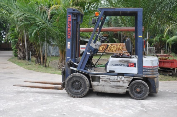 ขายFORKLIFT KOMATSU FG15รุ่น-15 สภาพเดิมๆจากญี่ปุ่น ยังไม่เคยใช้งานในไทย 119,000บาท