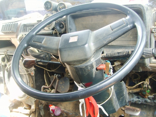 ขายรถบรรทุก 6 ล้อดั๊ม 3 คิว อีซูซุ 100 แรง ขายรถบรรทุก 6 ล้อดั๊ม 3 คิว อีซูซุ 100 แรง