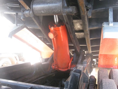 ขายนางฟ้า 195 สิบล้อสองเพลาดั้มพ์ สวยจองด่วนครับ โทร 088-4501277