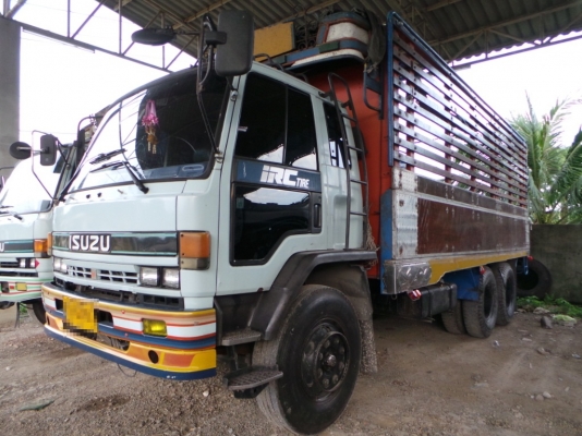 ISUZU FVM  195  แรงม้า พี่จุ๋ม  ซื้อไปใช้งานจังหวัดเชียงใหม่เรียบร้อยแล้วค่ะ
