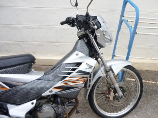 ฮอนด้า SONIC 125 ตัวกุญแจใหญ่ไฟเต็ม เครื่องเดิมๆ ท่อเดิม พร้อมเอกสารโอน