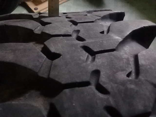 ขายยางตะขาบ 35/11.5/16    simax 1 เส้น ปี3610