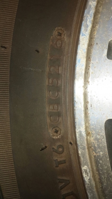 แม็คพร้อมยางวีโก้  ตัวเตี้ย