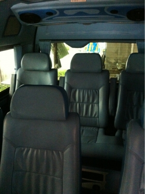 ขายเบาะรถตู้3แถว15000มาก่อนเอาไปเลยครับสภาพดีไม่มีขาด