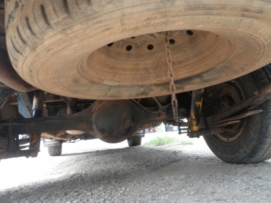 ISUZU ตอนเดียว มีแอร์  พร้อมใช้ ตอนนี้กำลังรอเล่มชุดโอนครับ