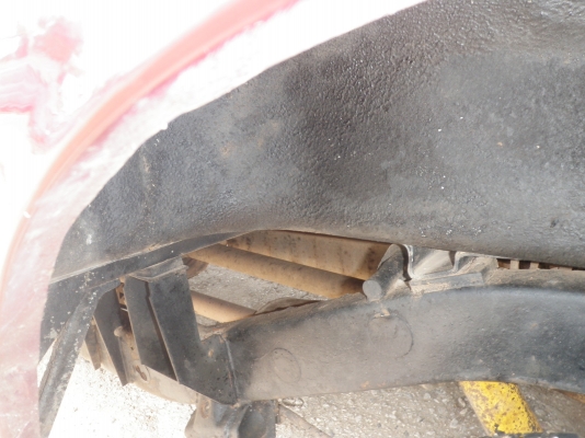 ISUZU ตอนเดียว มีแอร์  พร้อมใช้ ตอนนี้กำลังรอเล่มชุดโอนครับ