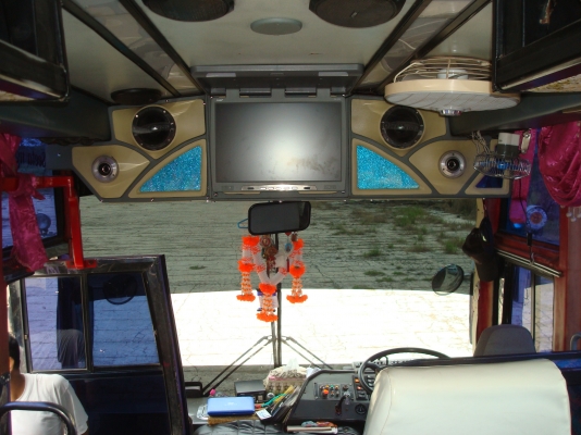 ขายด่วน! รถบัส8เมตรพร้อมใช้เจ้าของใช้เองดูแลอย่างดีเยี่ยมสดทั้งภายนอกและภายใน ขายด่วน! รถบัส8เมตรพร้อมใช้เจ้าของใช้เองดูแลอย่างดีเยี่ยมสดทั้งภายนอกและภายใน