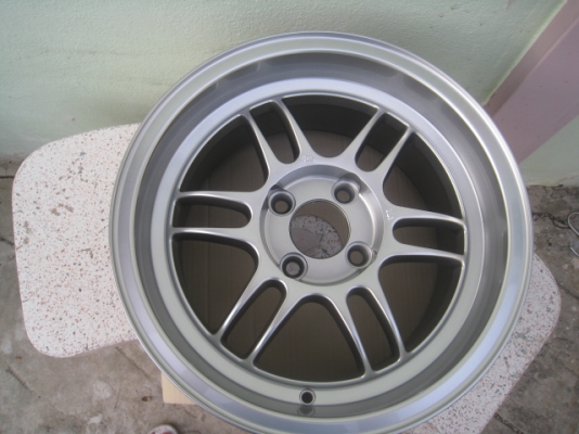 ขายล้อแม็กใหม่ RPF1 ขอบ15 สีไฮเปอร์ซินเวอร์ F7"et41,R8"et35 4รู100  สนใจติดต่อเล็กคลองสาม (081-3747940)