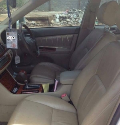 TOYOTA CAMRY 2.4  AT ปี 2004 ท็อปสุด ชุดแต่งครบสวยจัดทั้งภายในและภายนอก เครื่องแห้งแรงดี ภายในหรูหรา CD ABS AIRBAG เบาะหนังแท้ พ.เพาเวอร์ ก.ไฟฟ้า ช่วงล่างแน่นล้อแม็กลายสวย ขอบ 20 ยางสภาพดี 80\% พร้อมใช้งาน ทะเบียนภาษีครบพร้อมไม่มีขาดพร้อมโอน ราคาต่อรองไ