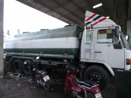 ISUZU FVM 175  แรงม้า พร้อมแทงค์ 20000  ลิตร