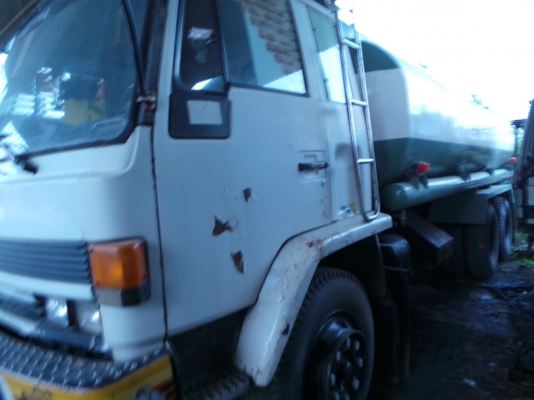 ISUZU FVM 175  แรงม้า พร้อมแทงค์ 20000  ลิตร