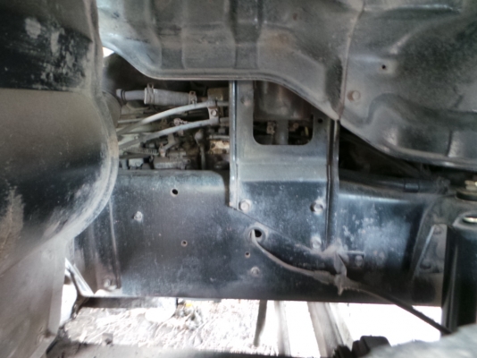 ISUZU FVM 175  แรงม้า พร้อมแทงค์ 20000  ลิตร