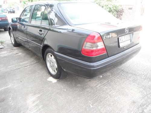 BENZ C180 ธนบุรี สวยจริง เดิมๆจริง มือเดียว เชิญชมครับ BENZ C180 ธนบุรี สวยจริง เดิมๆจริง มือเดียว เชิญชมครับ