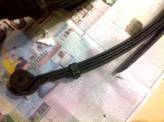 ขายแหนบ(NHK) isuzu 4+1แผ่น