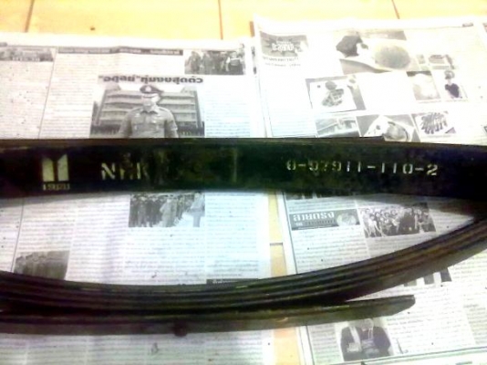 ขายแหนบ(NHK) isuzu 4+1แผ่น