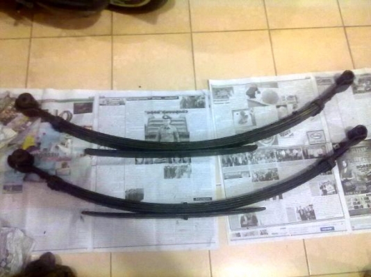 ขายแหนบ(NHK) isuzu 4+1แผ่น