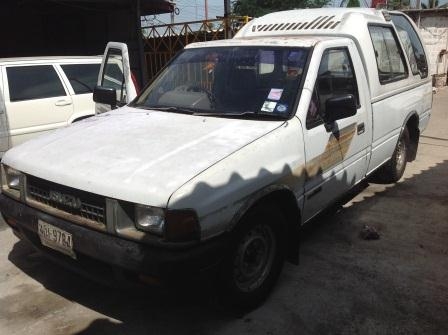 ขายอีซุสุปี90 ตอนเดียว ใส่หลังคาแครรี่บอย เครื่องดีเซลฝาทอง เครื่องดี ขับดี พร้อมใช้ เอกสารพร้อมโอน