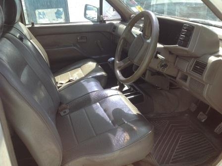 ขายอีซุสุปี90 ตอนเดียว ใส่หลังคาแครรี่บอย เครื่องดีเซลฝาทอง เครื่องดี ขับดี พร้อมใช้ เอกสารพร้อมโอน