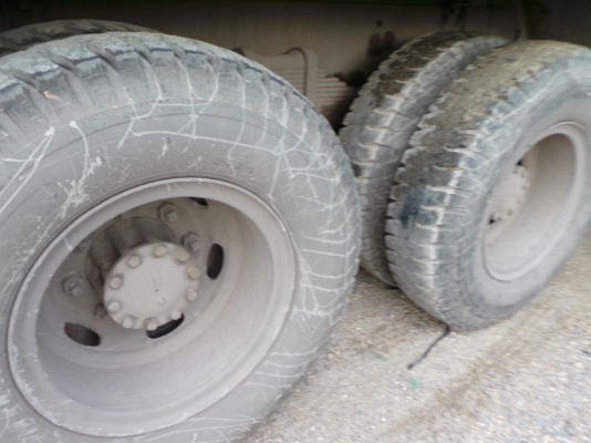 ISUZU FXZ270 18 ล้อไม่ดั้ม จัดไฟแนนซ์ได้ 1,500,000 บาทค่ะ