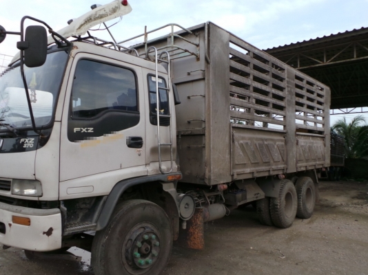 ISUZU FXZ270 18 ล้อไม่ดั้ม จัดไฟแนนซ์ได้ 1,500,000 บาทค่ะ