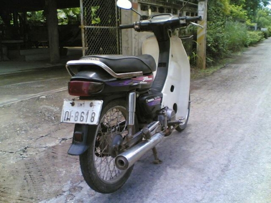 ขายดรีมทูหรือ DreamExcess ทะเบียนเต็มพร้อมโอนเครื่องดีพอใช้อะไหร่เดิมขาดบังโซ่รถพร้อมใช้ ขาย 8900 บาท