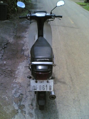 ขายดรีมทูหรือ DreamExcess ทะเบียนเต็มพร้อมโอนเครื่องดีพอใช้อะไหร่เดิมขาดบังโซ่รถพร้อมใช้ ขาย 8900 บาท