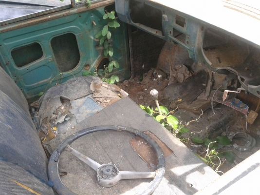 แยกอะไหล่ datsun 320 หรือ เหมายกหัวกับกระบะ แยกอะไหล่ datsun 320 หรือ เหมายกหัวกับกระบะ