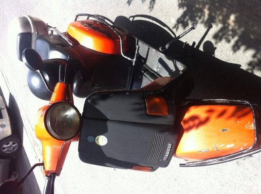 ขาย vespa cosa lx150 สีส้มพร้อมของแต่งเครื่องสด ราคาโดน