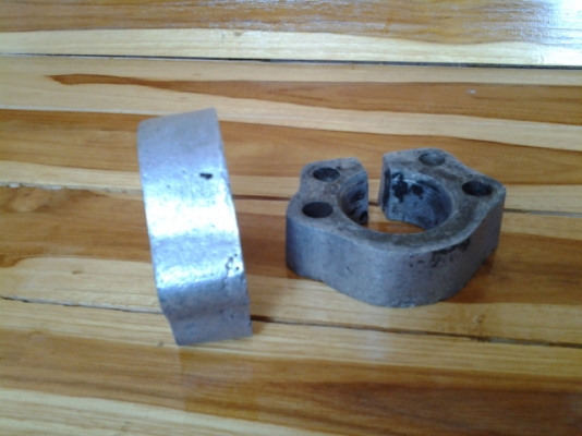 ตัวรองปีกนกนิสสันบิ๊กเอ็ม ปรับองศา สำหรับผู้ที่ปรับทอชั่นบาร์ให้สูงขึ้นครับ