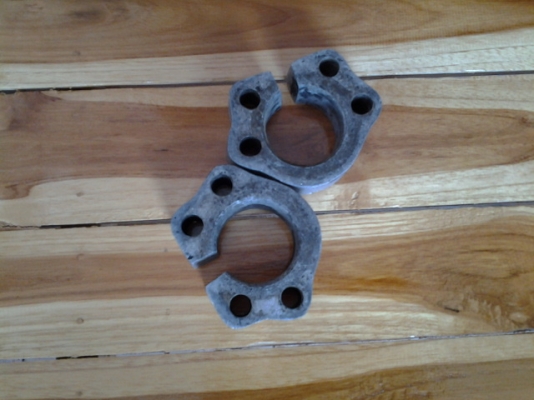 ตัวรองปีกนกนิสสันบิ๊กเอ็ม ปรับองศา สำหรับผู้ที่ปรับทอชั่นบาร์ให้สูงขึ้นครับ