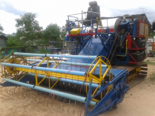 ขายรถเกี่ยวข้าว ขายรถเกี่ยวข้าว