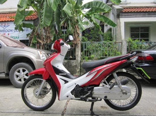 ยังไงก็ขายwave110iปี55สตาทมือหัวฉีดรถบ้านสวยๆชุดโอนครบ