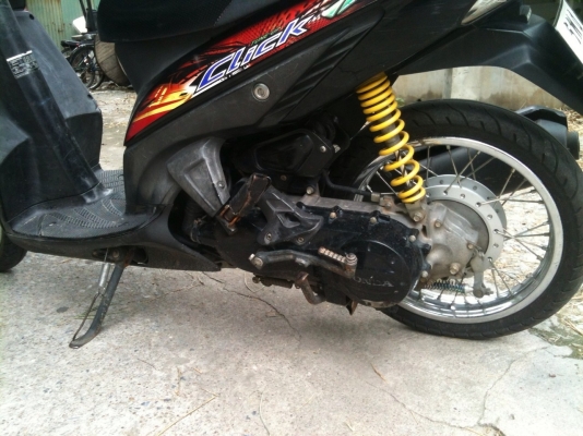 ขาย honda click สภาพพร้อมใช้เอกสารพร้อมโอน