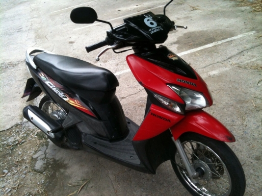 ขาย honda click สภาพพร้อมใช้เอกสารพร้อมโอน